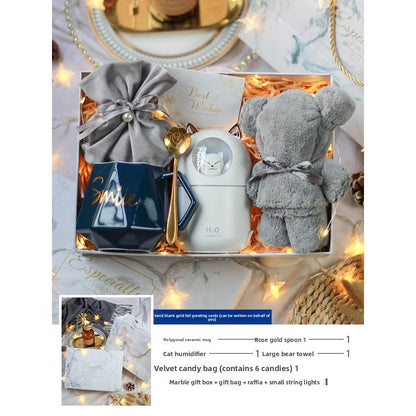 New Year Celebration Mug Gift Set – Elegant Ceramic Souvenir Mug
