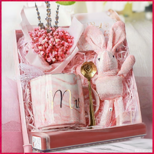 New Year Celebration Mug Gift Set – Elegant Ceramic Souvenir Mug