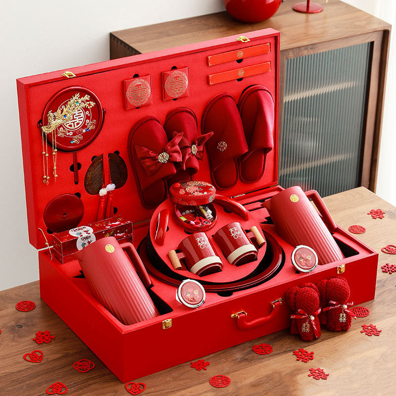 Ceramic Wedding Gift Set – Traditional Chinese Bridal Dowry Trunk with Tea Set & Accessories